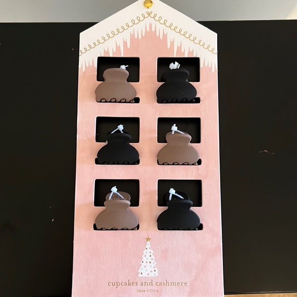 cupcakes & cashmere Accessories - Cupcake and cashmere small matte clips